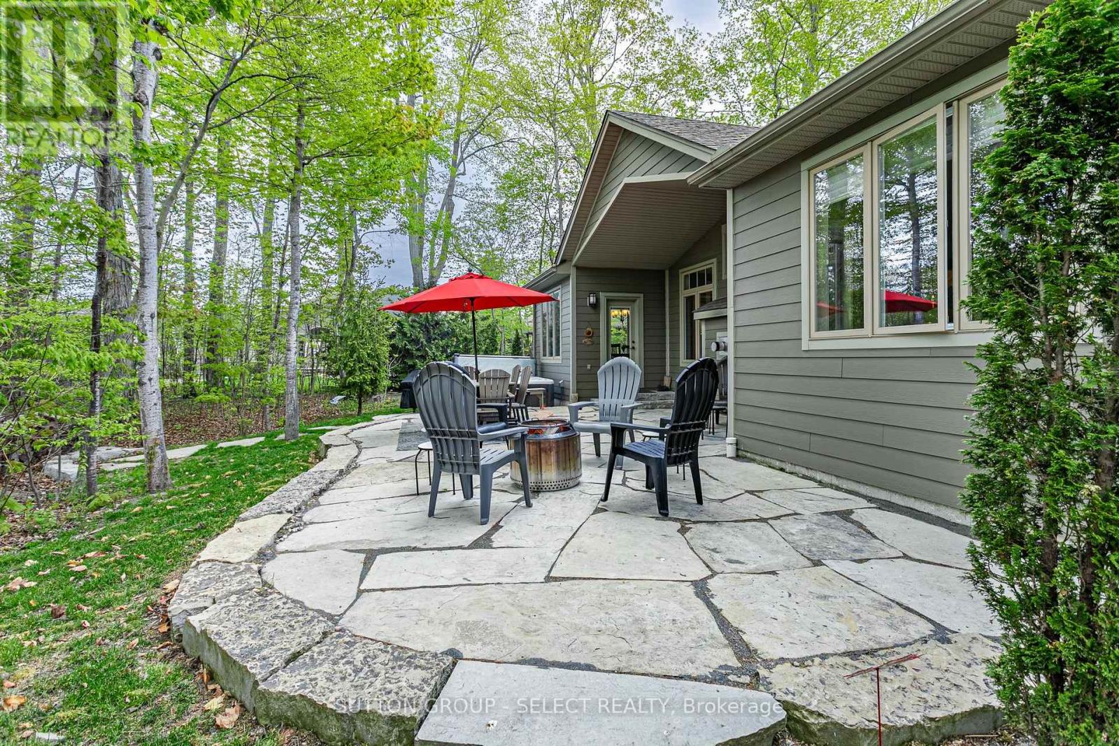 4 Hayter Drive Property Photo 36