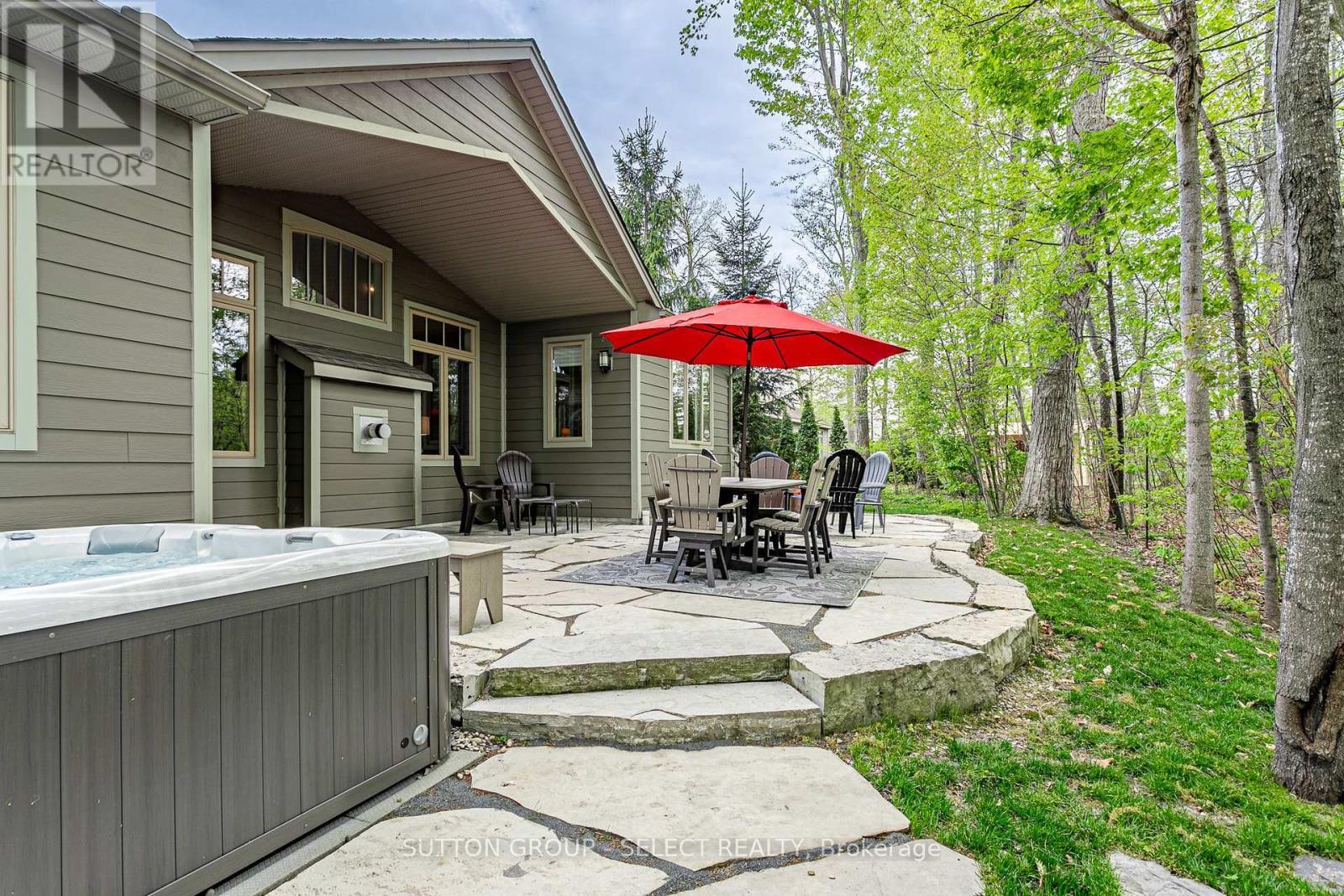 4 Hayter Drive Property Photo 41