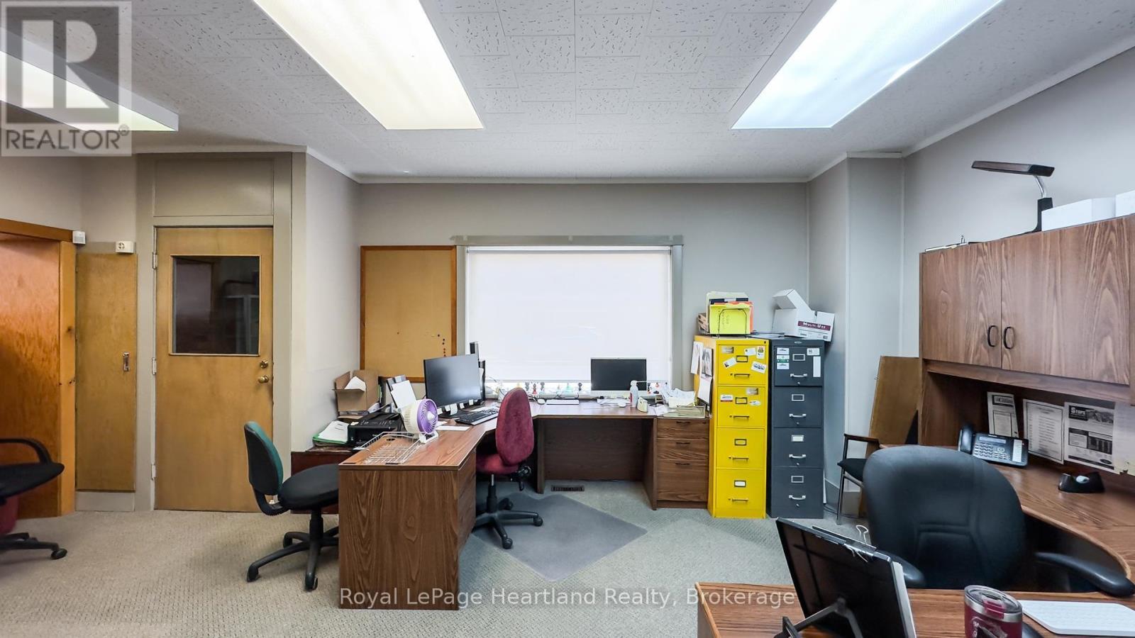 401 Queen Street Property Photo 22