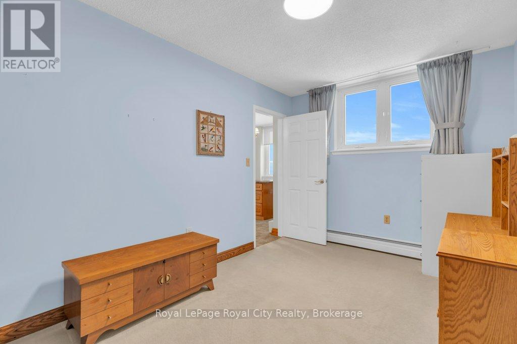 614 - 19 Woodlawn Road E Property Photo 17