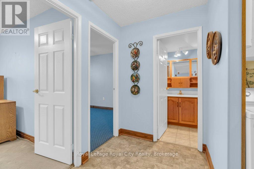 614 - 19 Woodlawn Road E Property Photo 20
