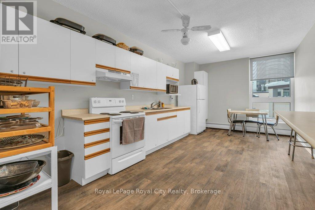 614 - 19 Woodlawn Road E Property Photo 39