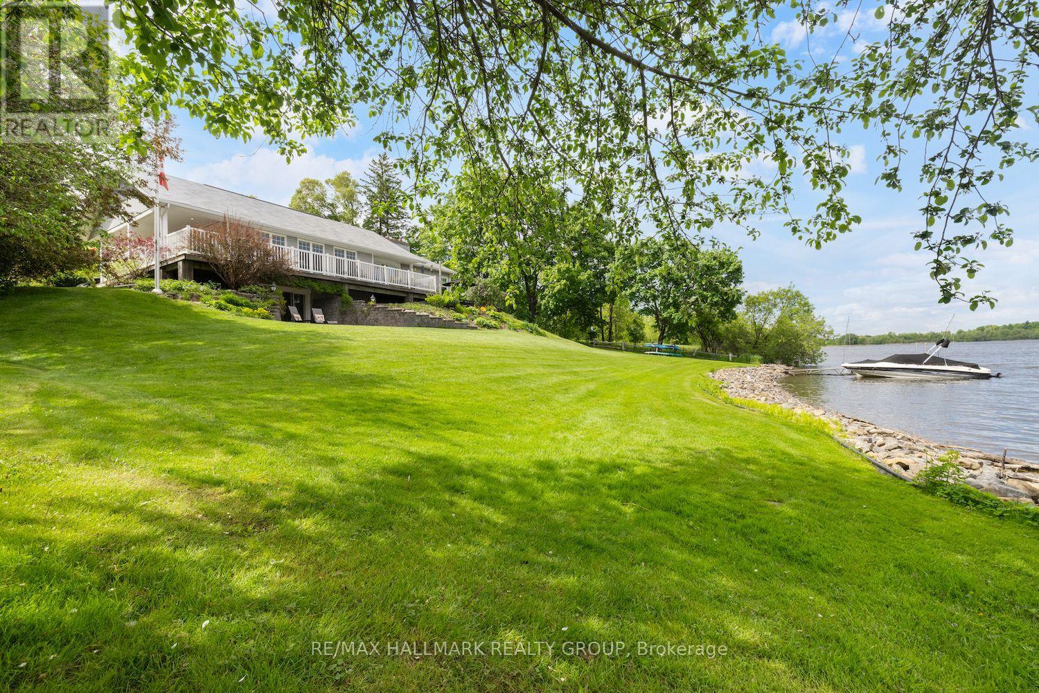 1 Rideau Glen Drive Property Photo 1