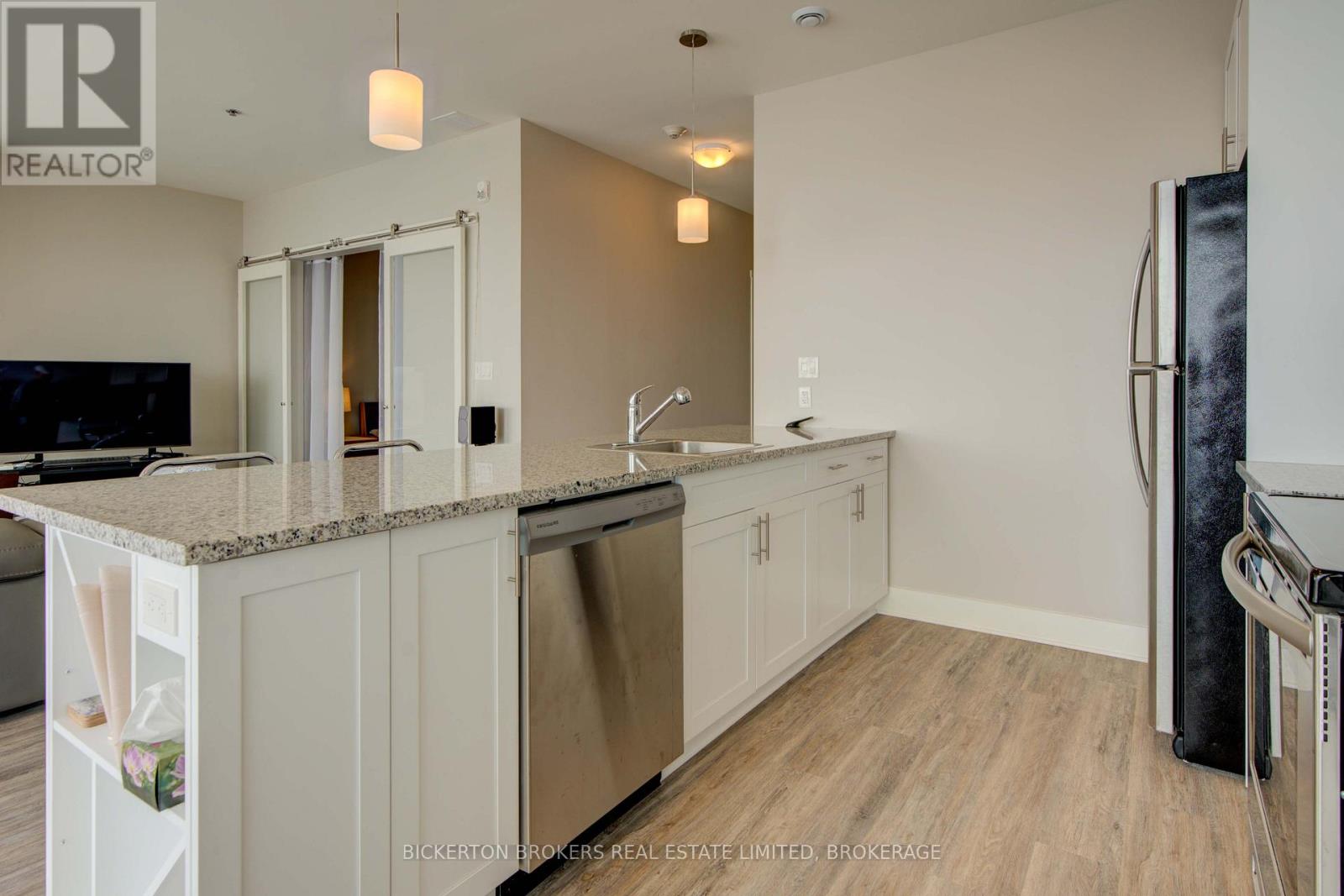406 - 130 Water Street Property Photo 6