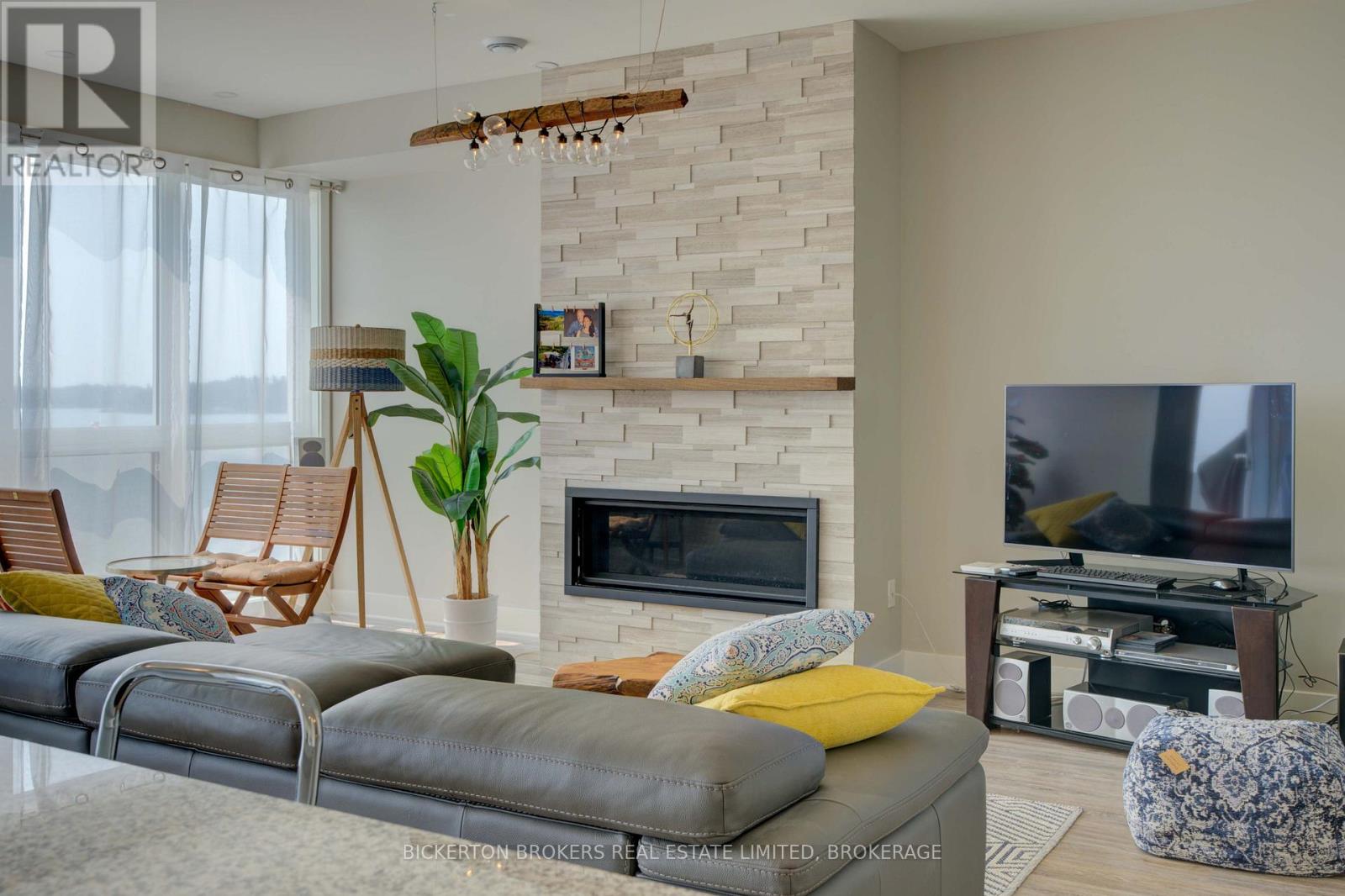 406 - 130 Water Street Property Photo 10