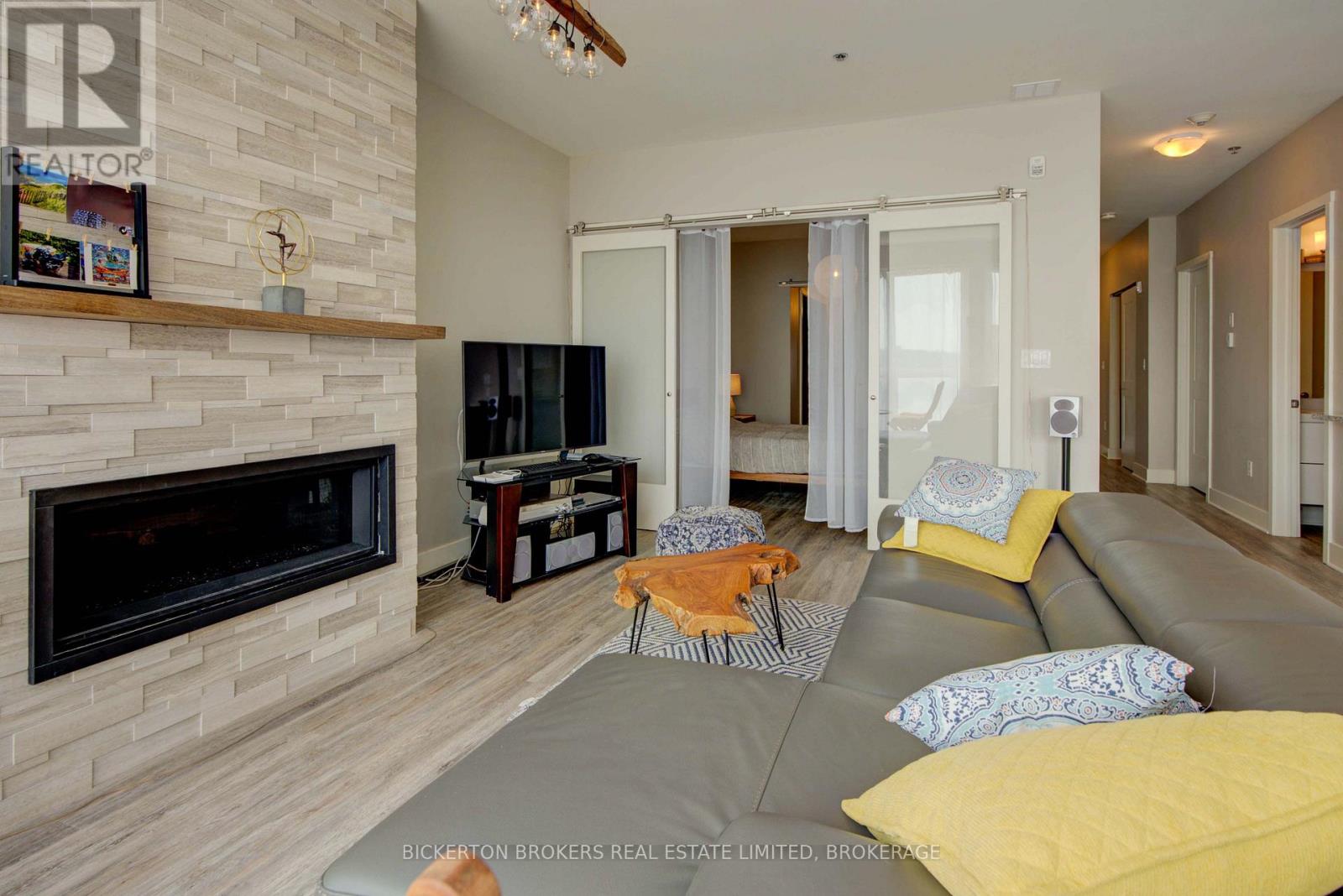 406 - 130 Water Street Property Photo 22