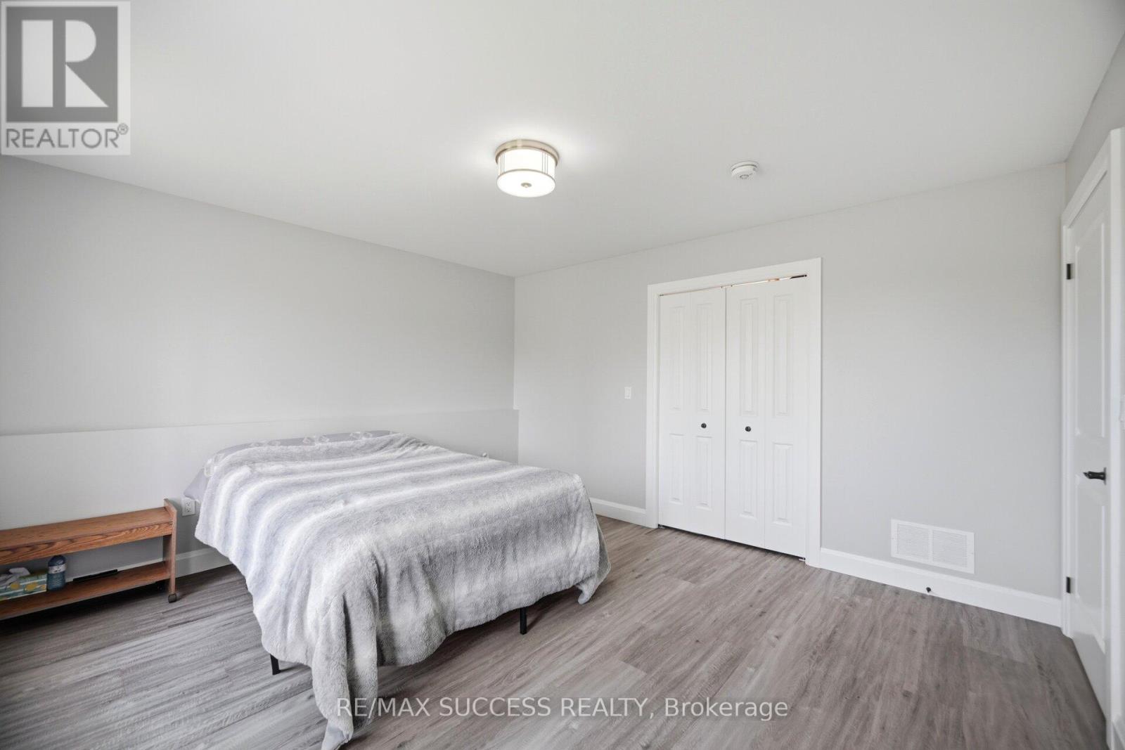 128 St. Michael's Street Property Photo 38
