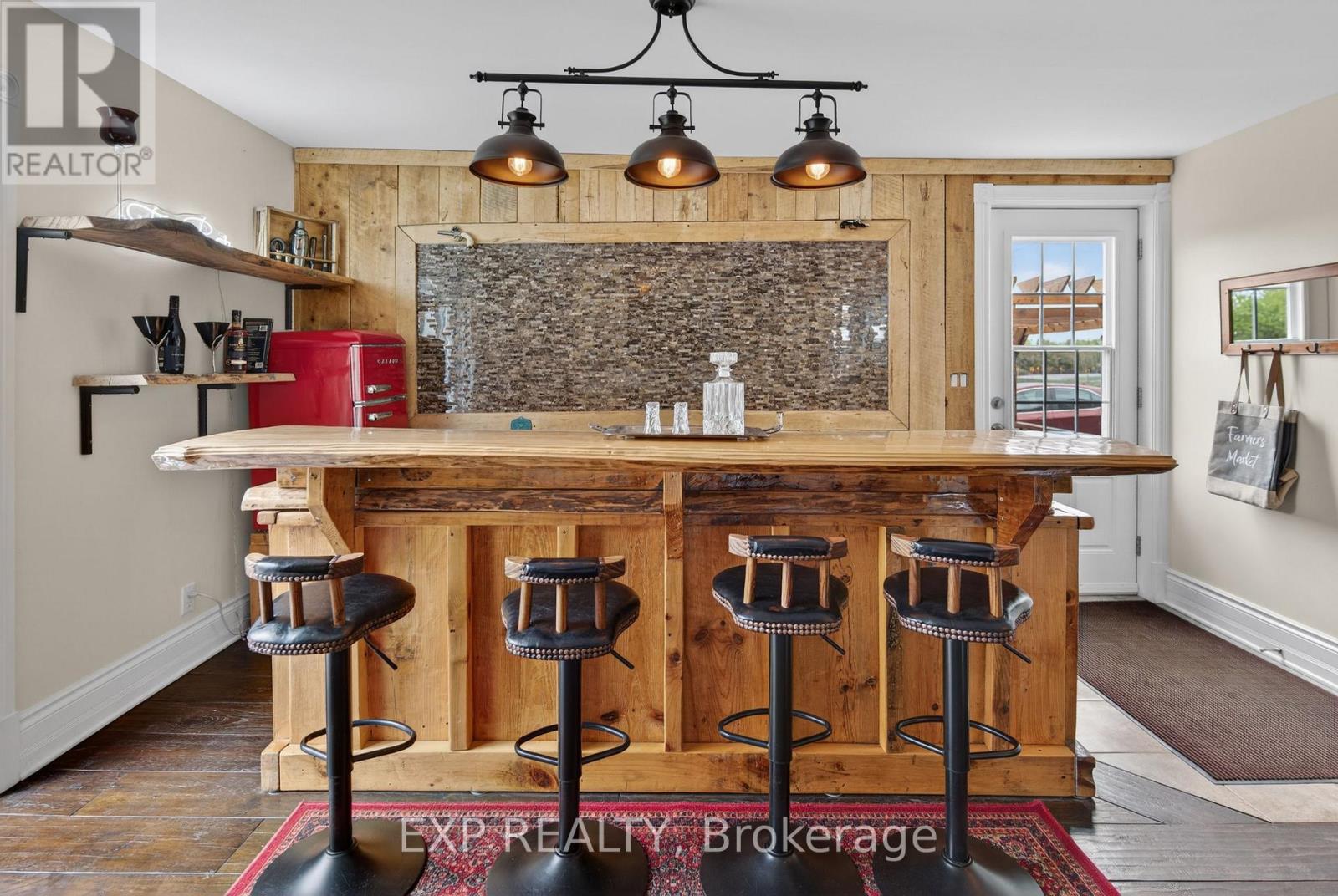 6208 Malakoff Road Property Photo 14