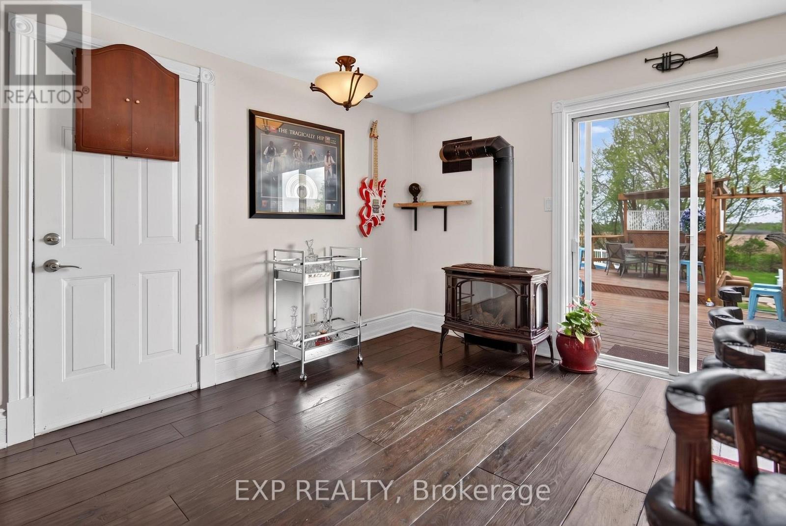 6208 Malakoff Road Property Photo 17