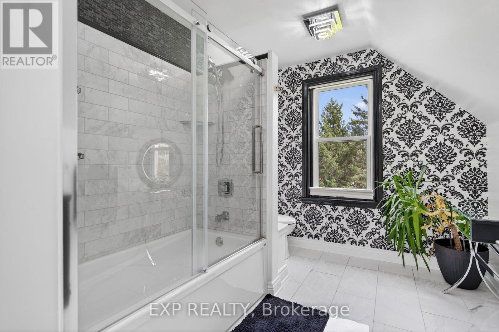 6208 Malakoff Road Property Photo 22