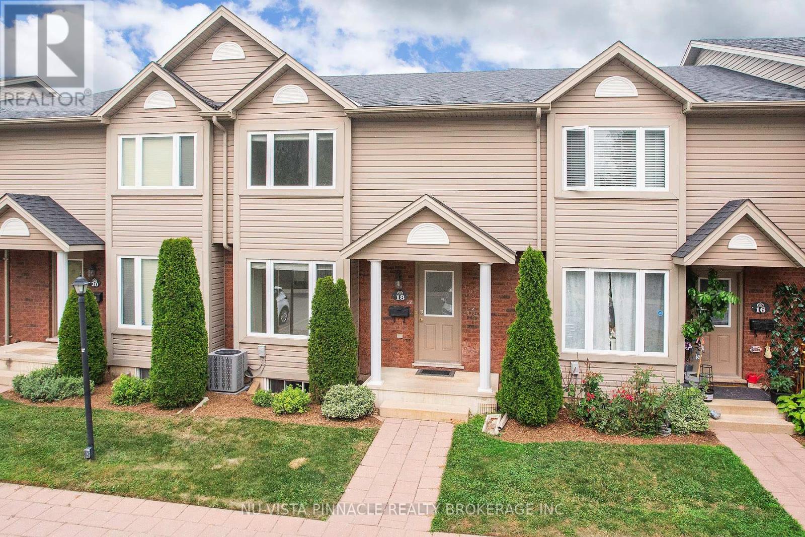 18 - 780 Fanshawe Park Road E Property Photo 1