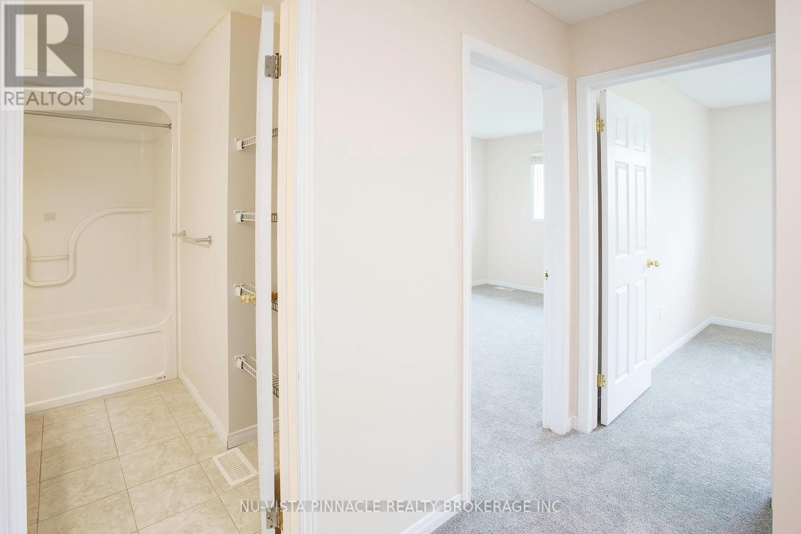18 - 780 Fanshawe Park Road E Property Photo 22