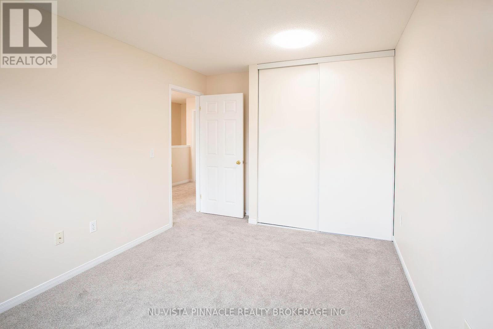 18 - 780 Fanshawe Park Road E Property Photo 27