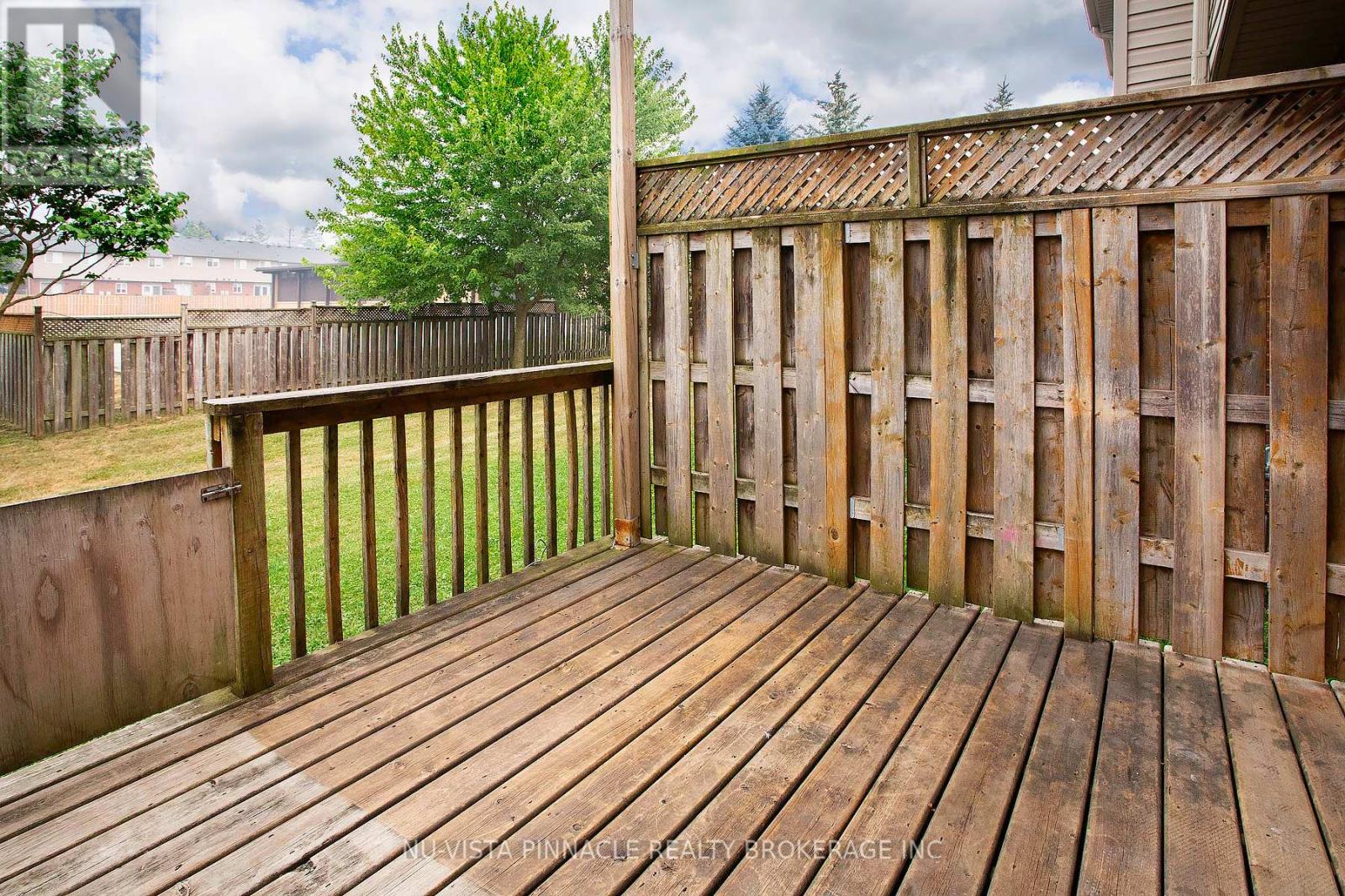18 - 780 Fanshawe Park Road E Property Photo 40
