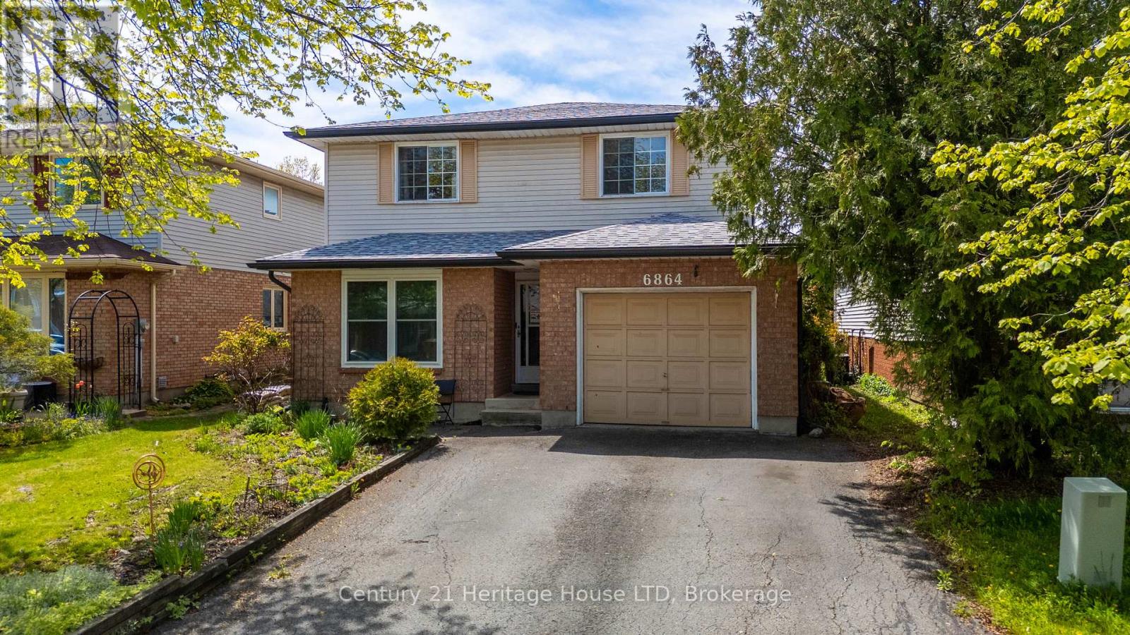 6864 SUNRISE COURT