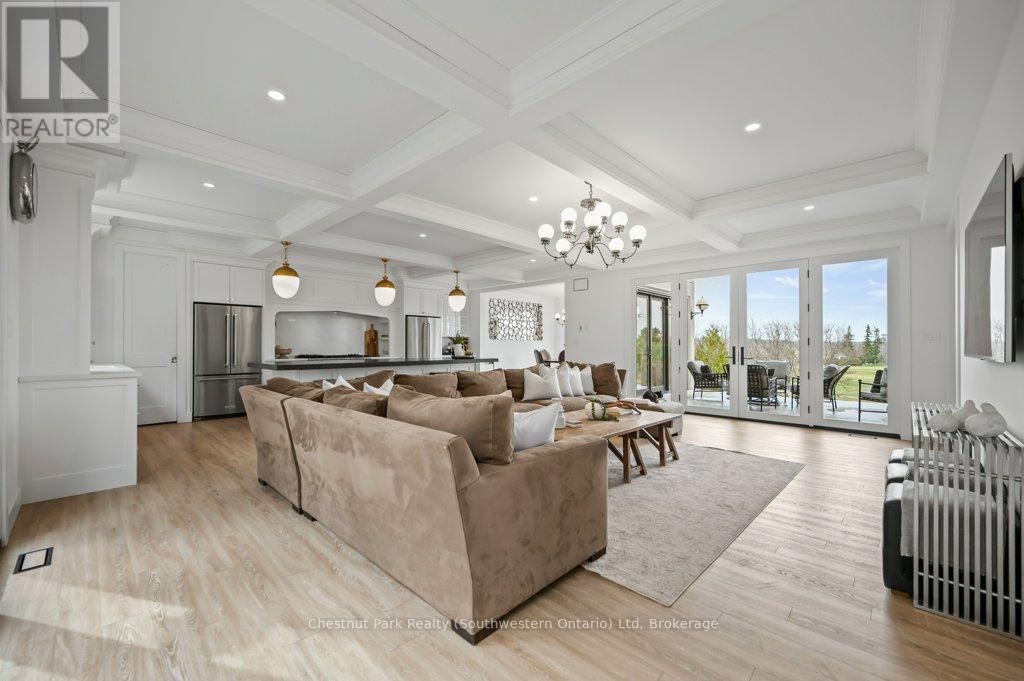 27 Vardon Drive Property Photo 14