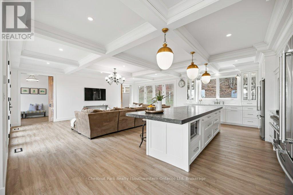 27 Vardon Drive Property Photo 17