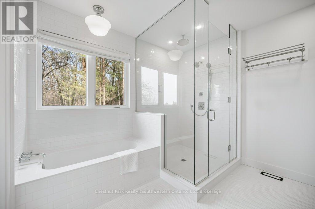27 Vardon Drive Property Photo 31
