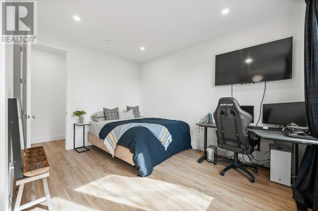 27 Vardon Drive Property Photo 38