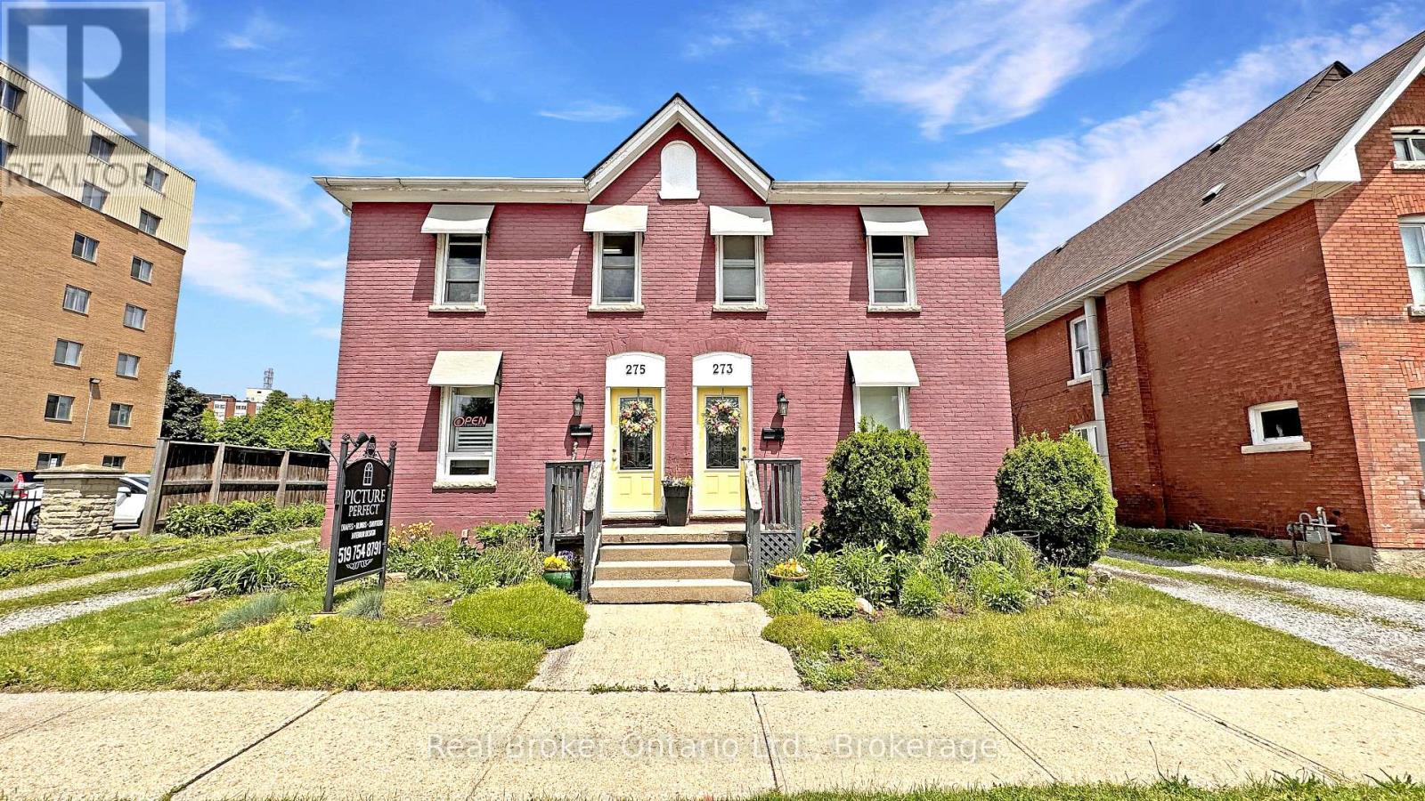273-275 Brant Avenue Photo de la propriété 1