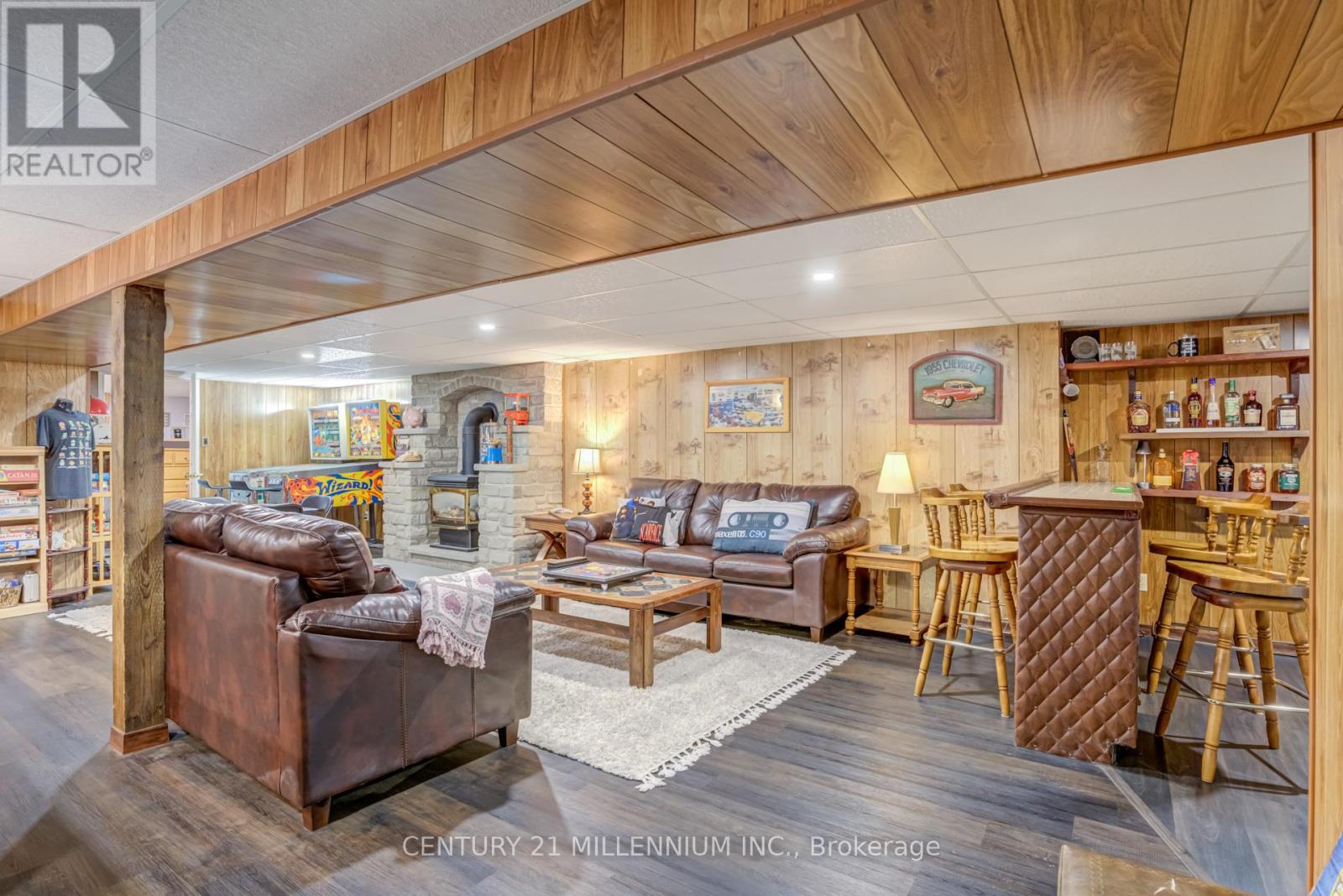 101 Birch Grove Property Photo 32