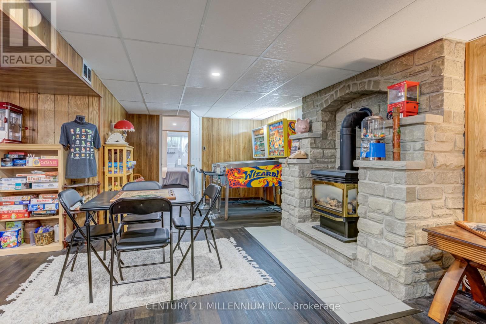 101 Birch Grove Property Photo 34