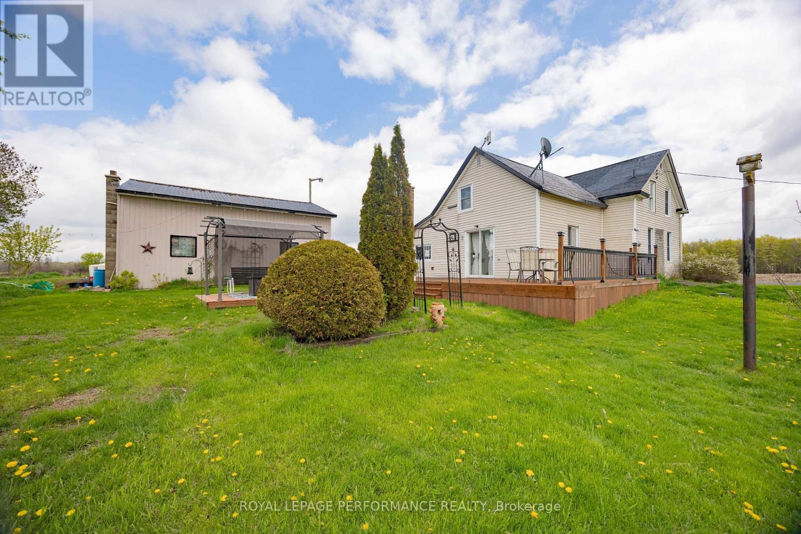 16615 Duff's Corners Road Property Photo 4