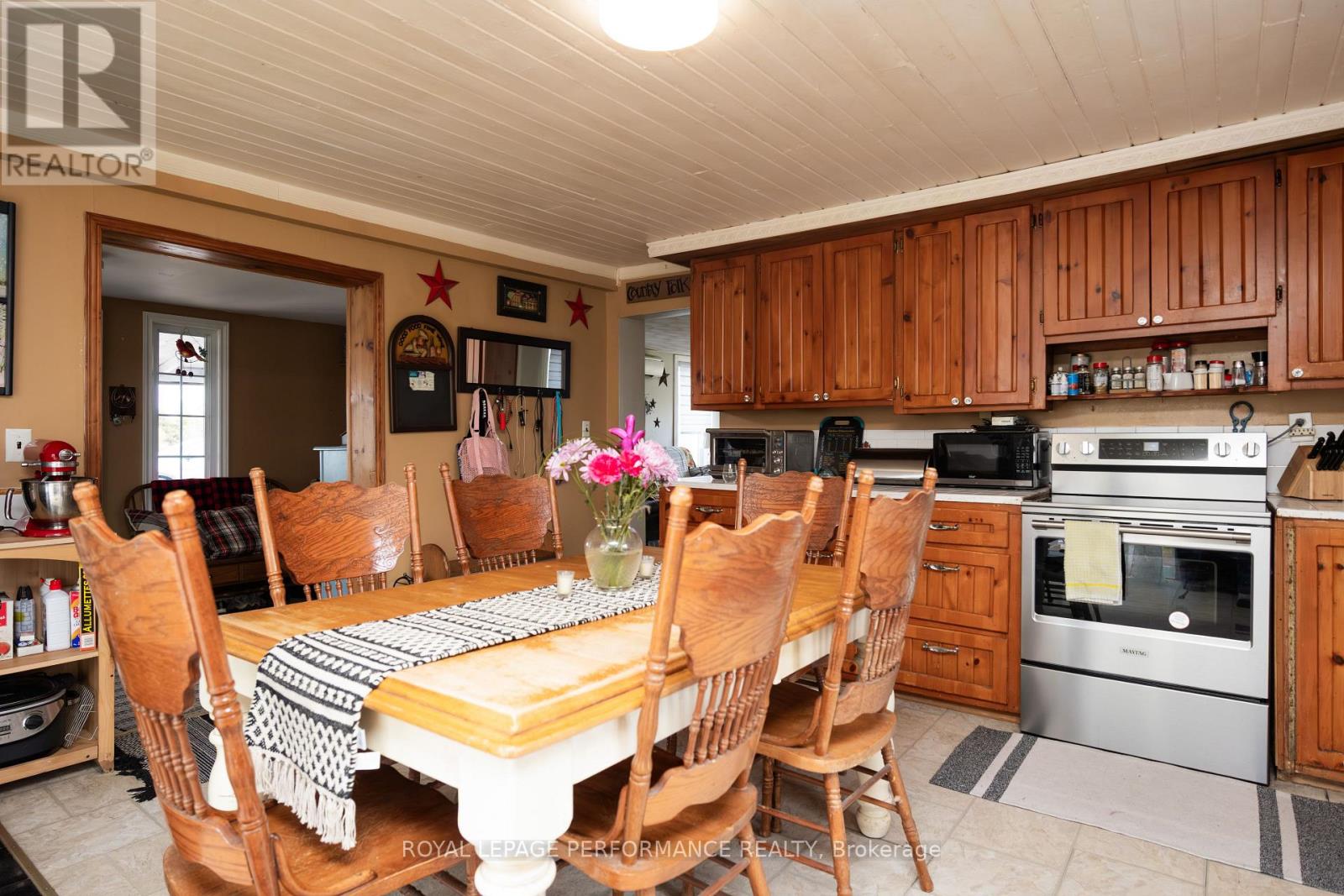 16615 Duff's Corners Road Property Photo 7