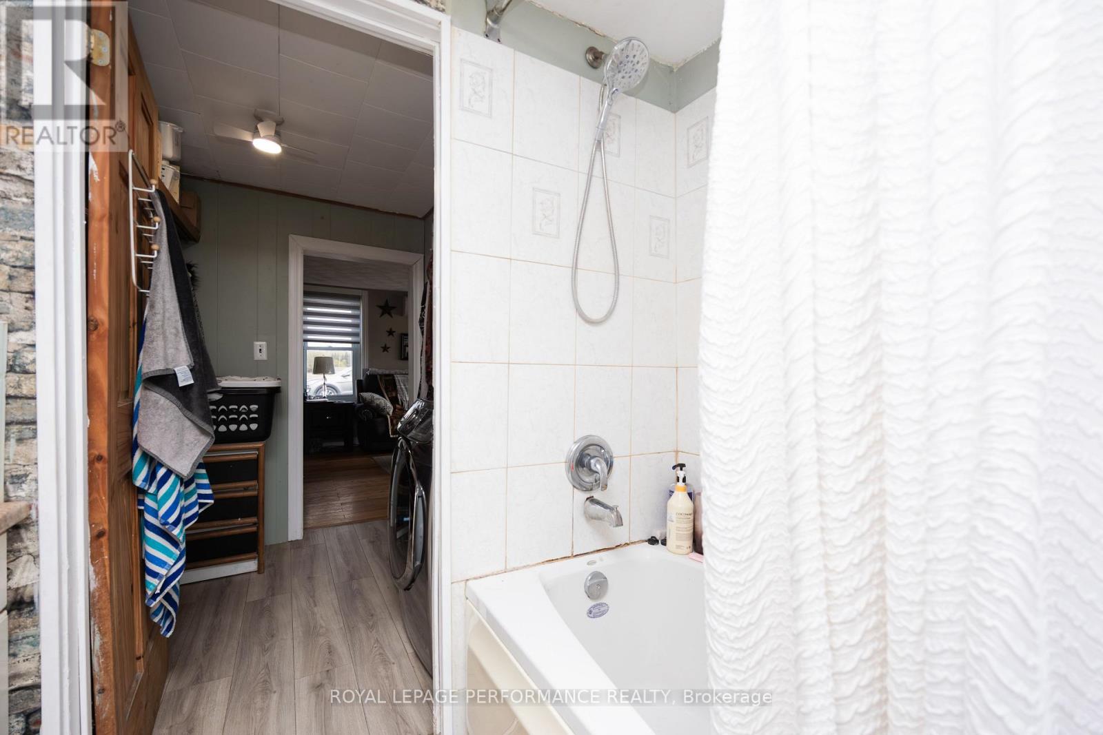 16615 Duff's Corners Road Property Photo 12