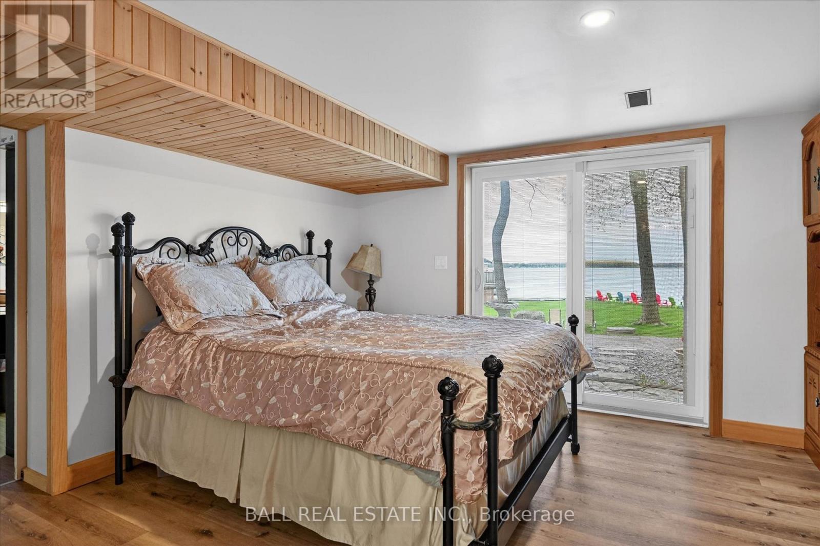 2554 Buckhorn Road N Property Photo 20