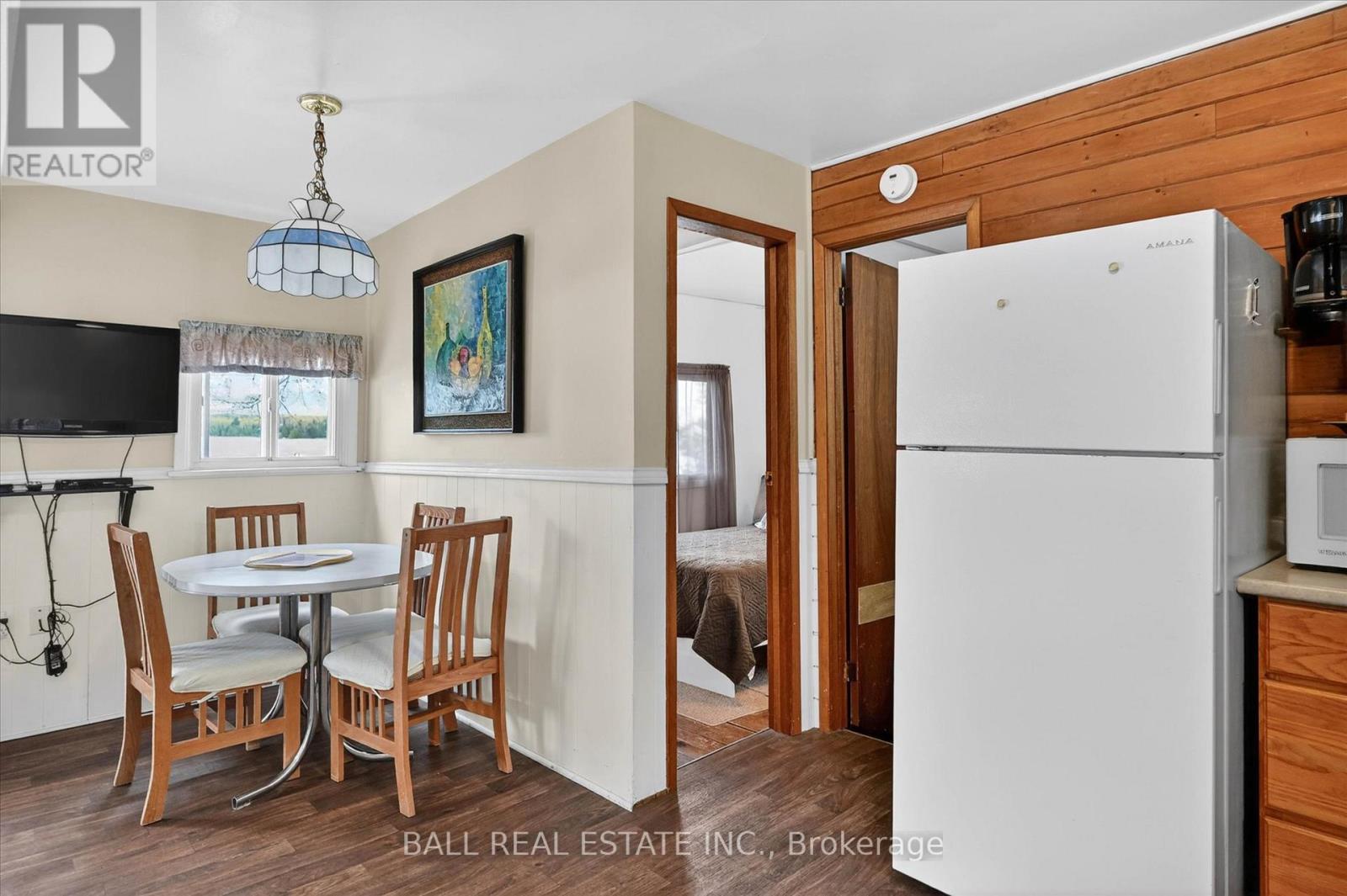 2554 Buckhorn Road N Property Photo 40