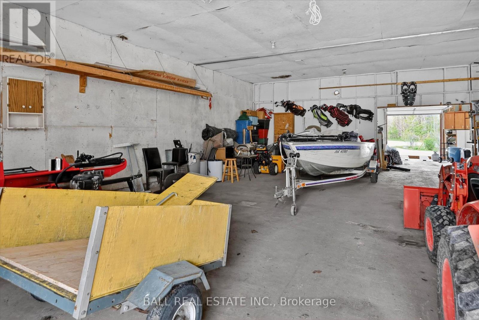 2554 Buckhorn Road N Property Photo 49