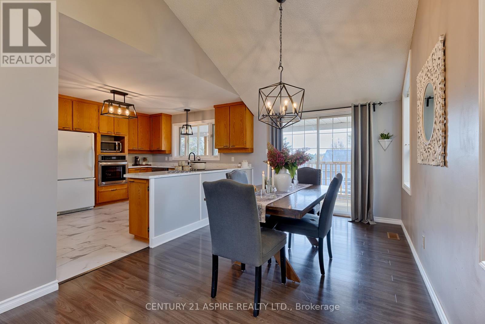 75 Pembroke Street Property Photo 11