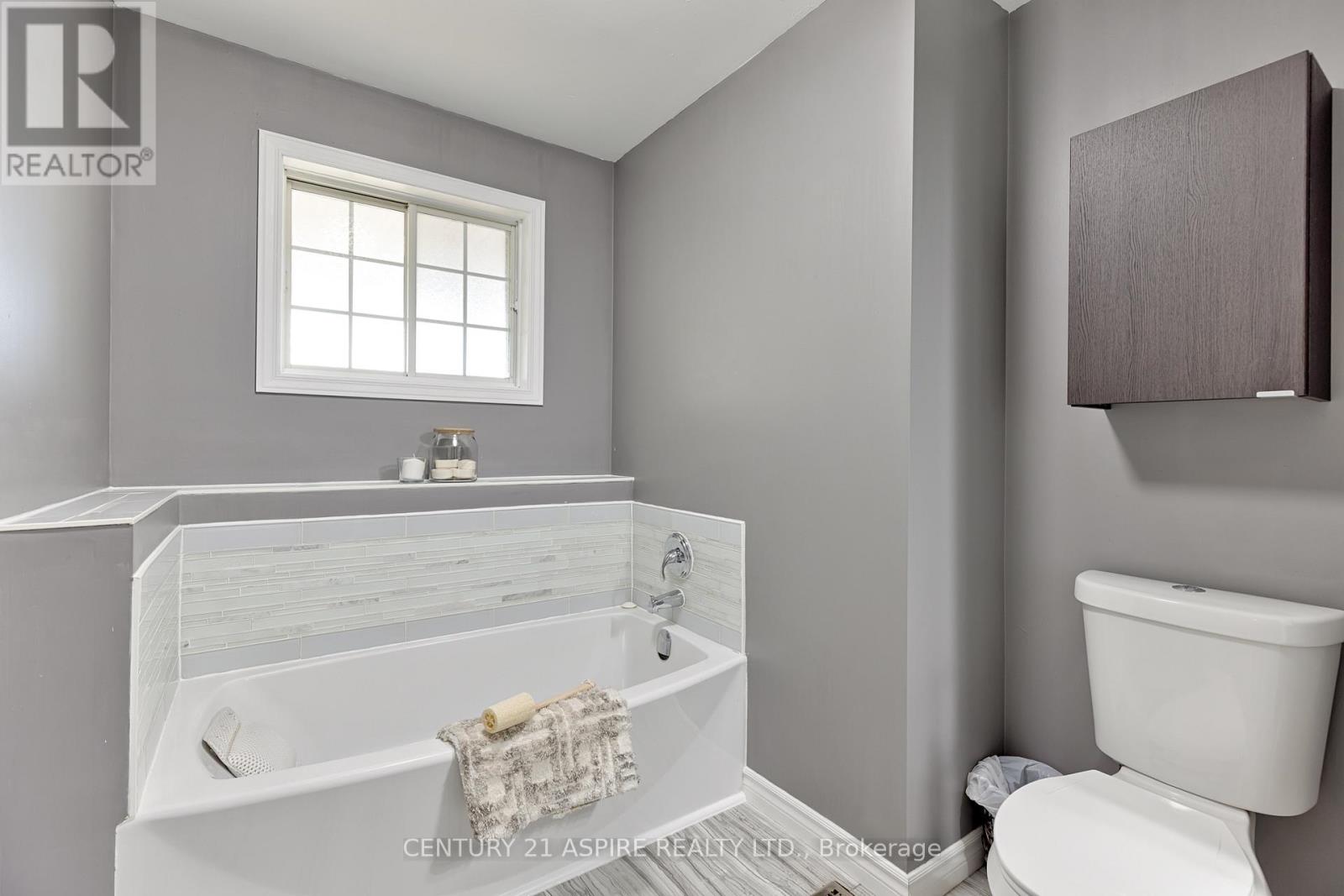 75 Pembroke Street Property Photo 22