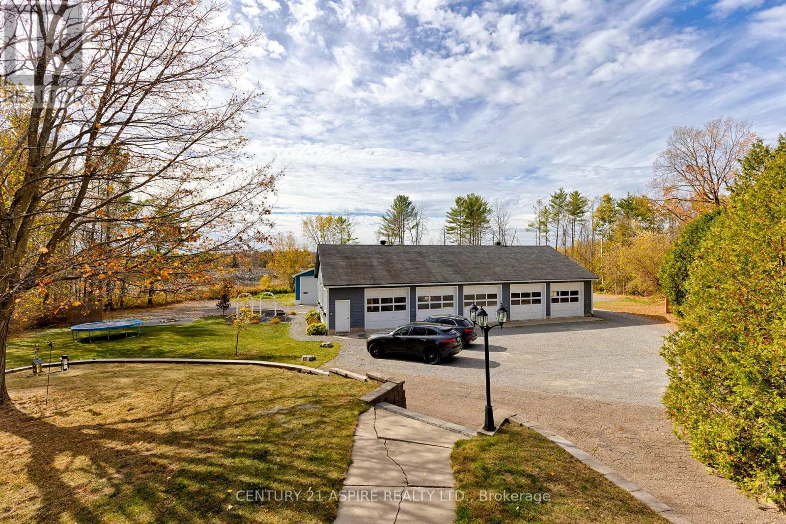 75 Pembroke Street Property Photo 36