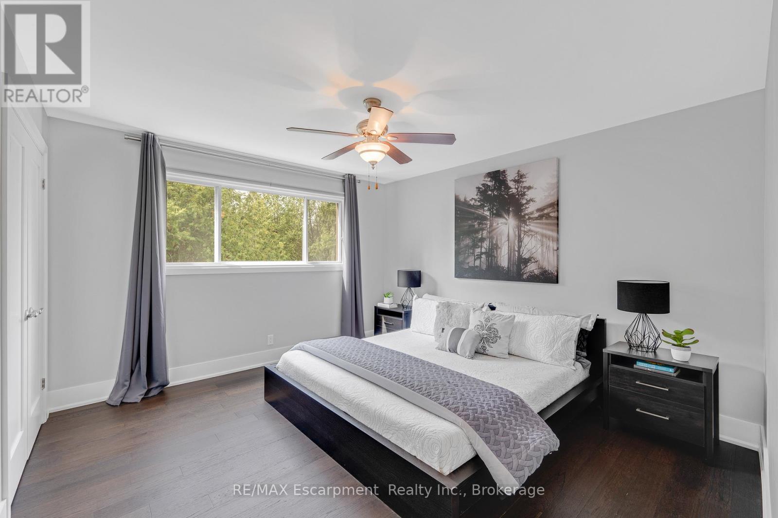 2092 Highway 6 Property Photo 27