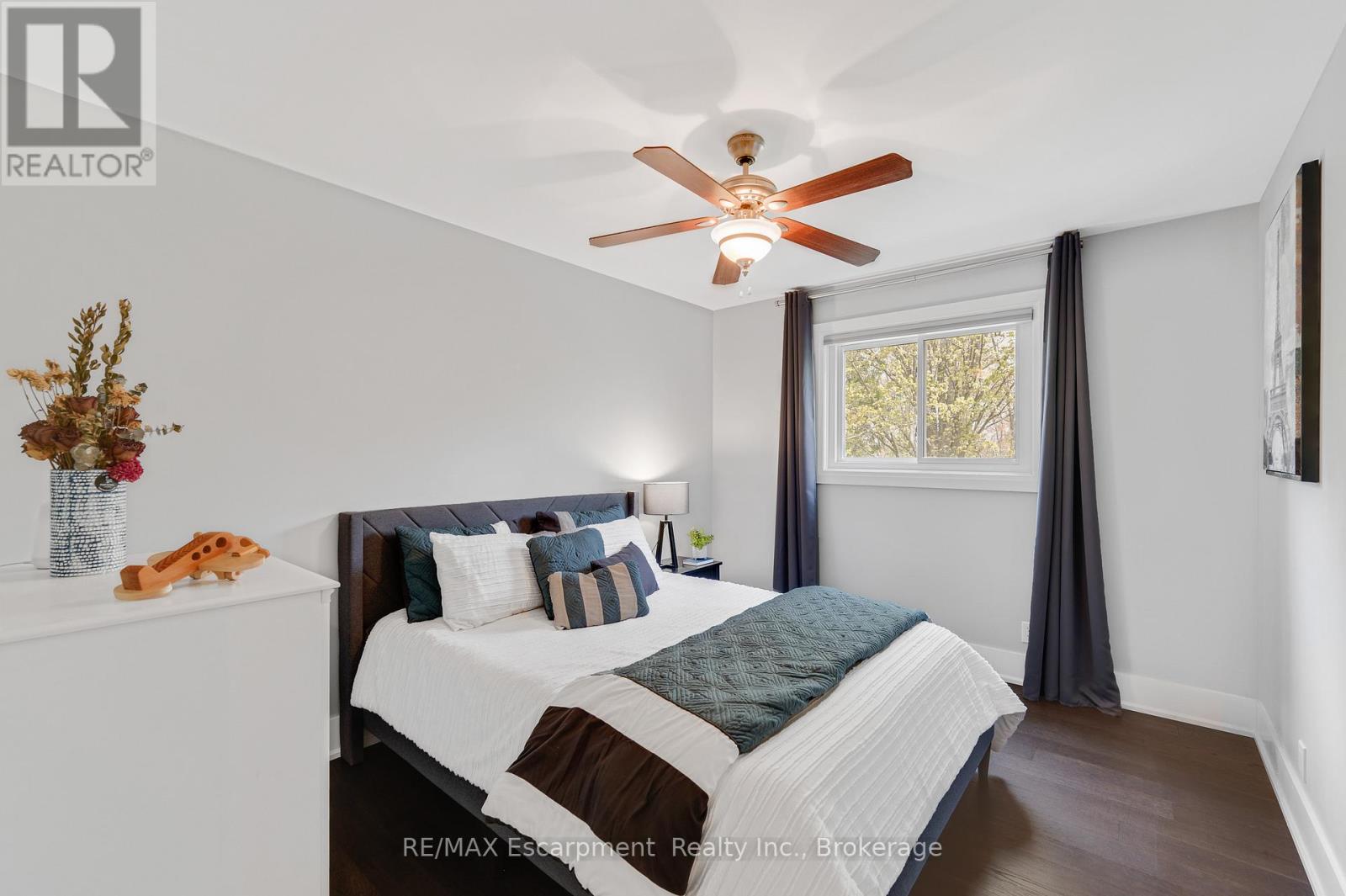 2092 Highway 6 Property Photo 28