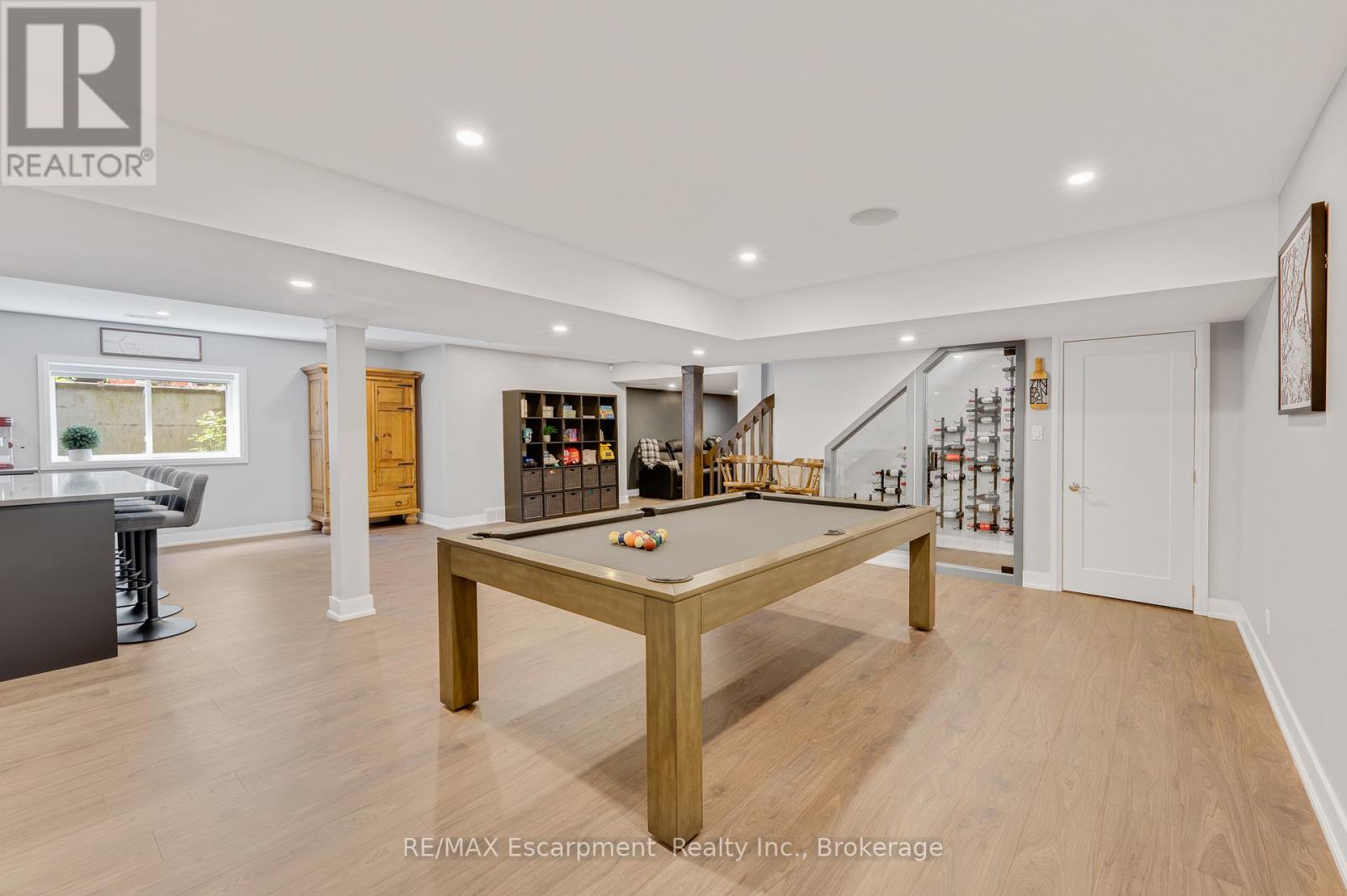 2092 Highway 6 Property Photo 33