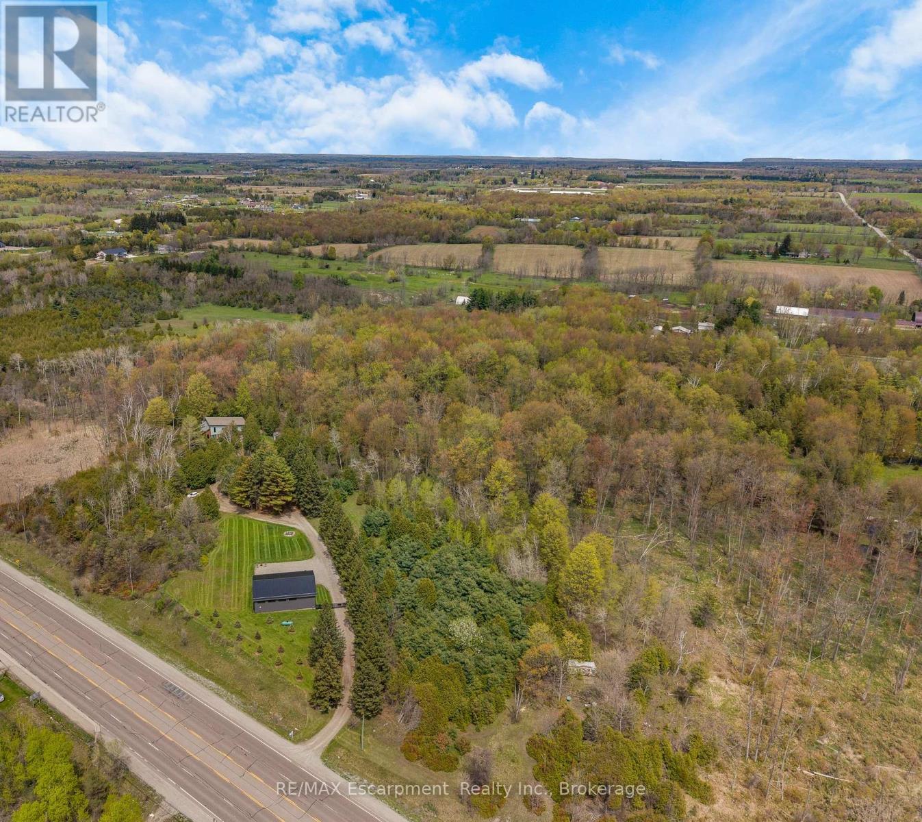 2092 Highway 6 Property Photo 48