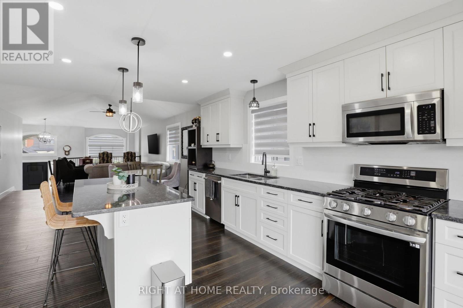 114 Tuscany Trail Property Photo 14