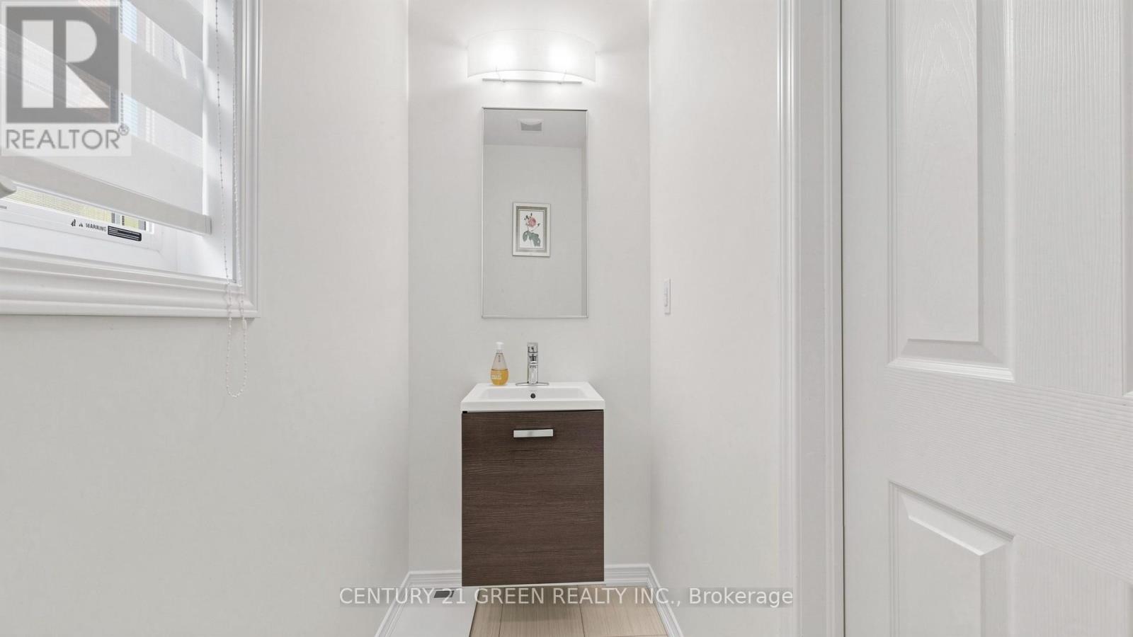 7849 Hoptree Road Property Photo 7
