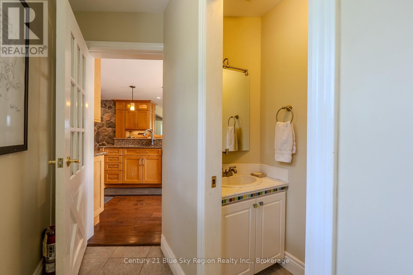 353 Macpherson Drive Property Photo 27
