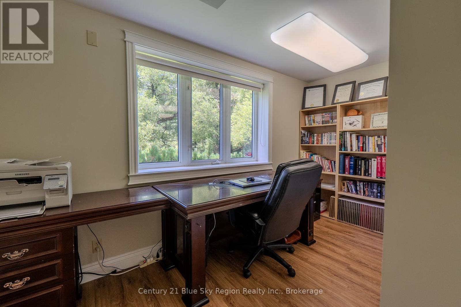 353 Macpherson Drive Property Photo 41