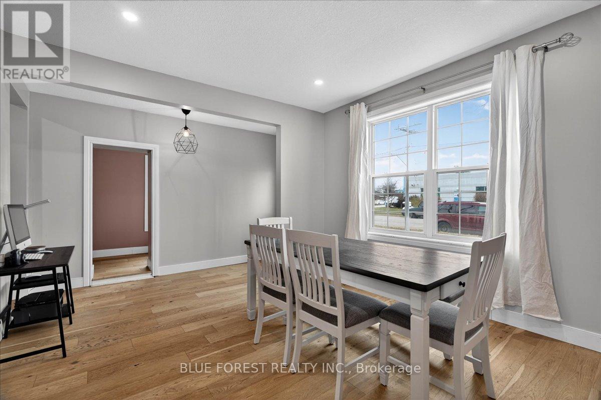 148 Main Street Property Photo 6