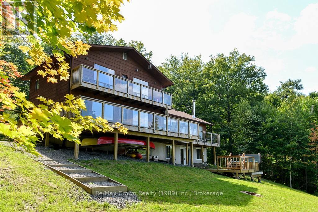 294 Everett Drive Property Photo 1