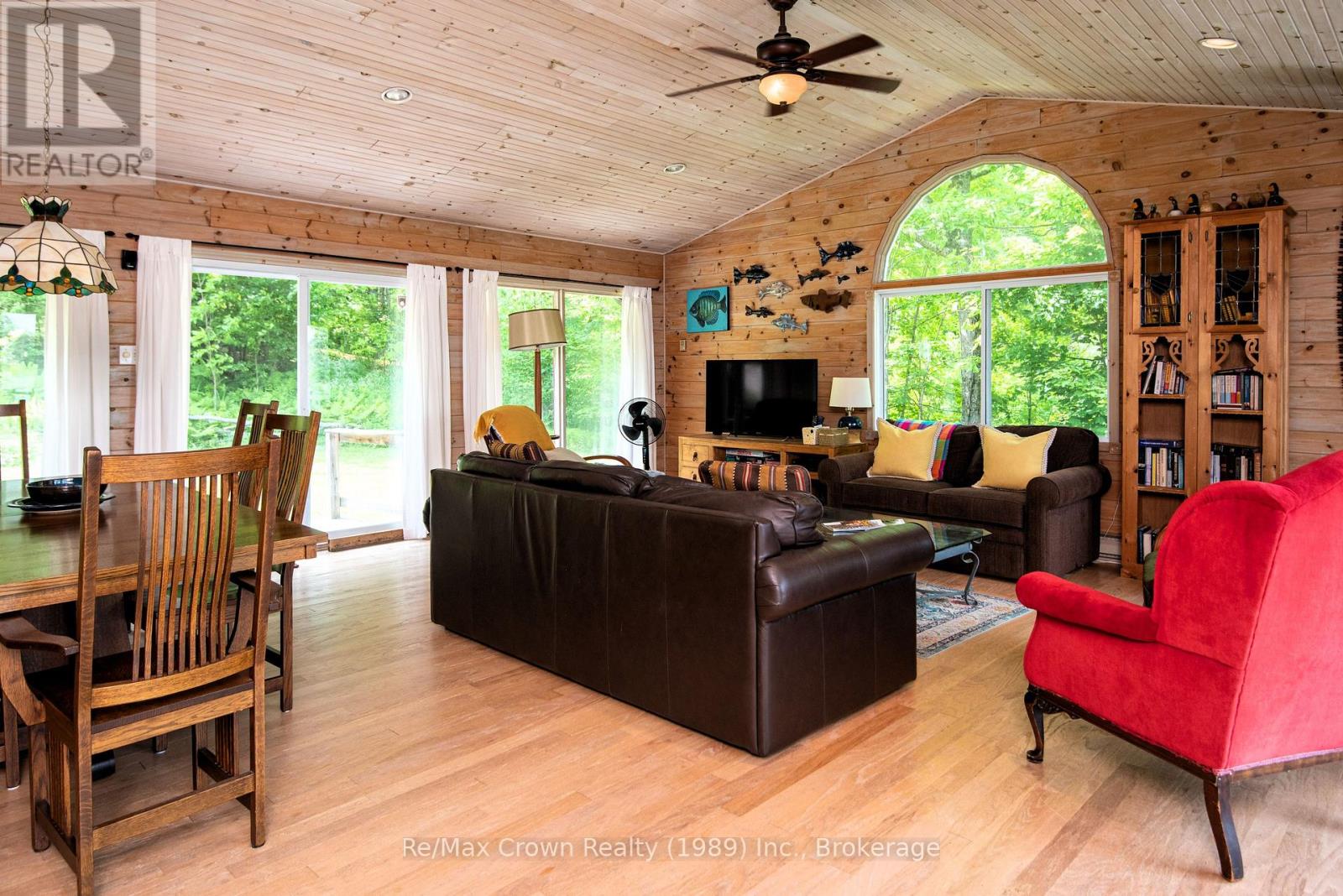 294 Everett Drive Property Photo 16