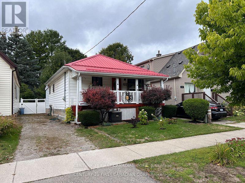55 Linwood Street Property Photo 4