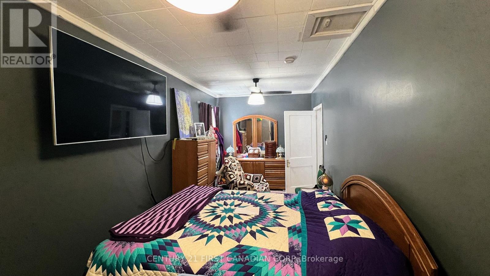 55 Linwood Street Property Photo 14