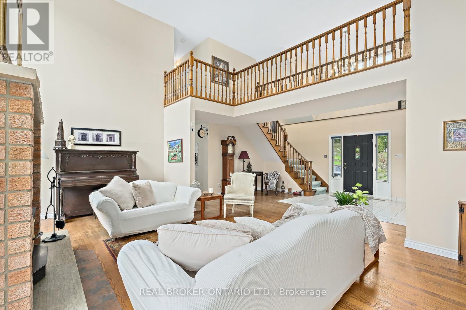 307254 Hockley Road Property Photo 8