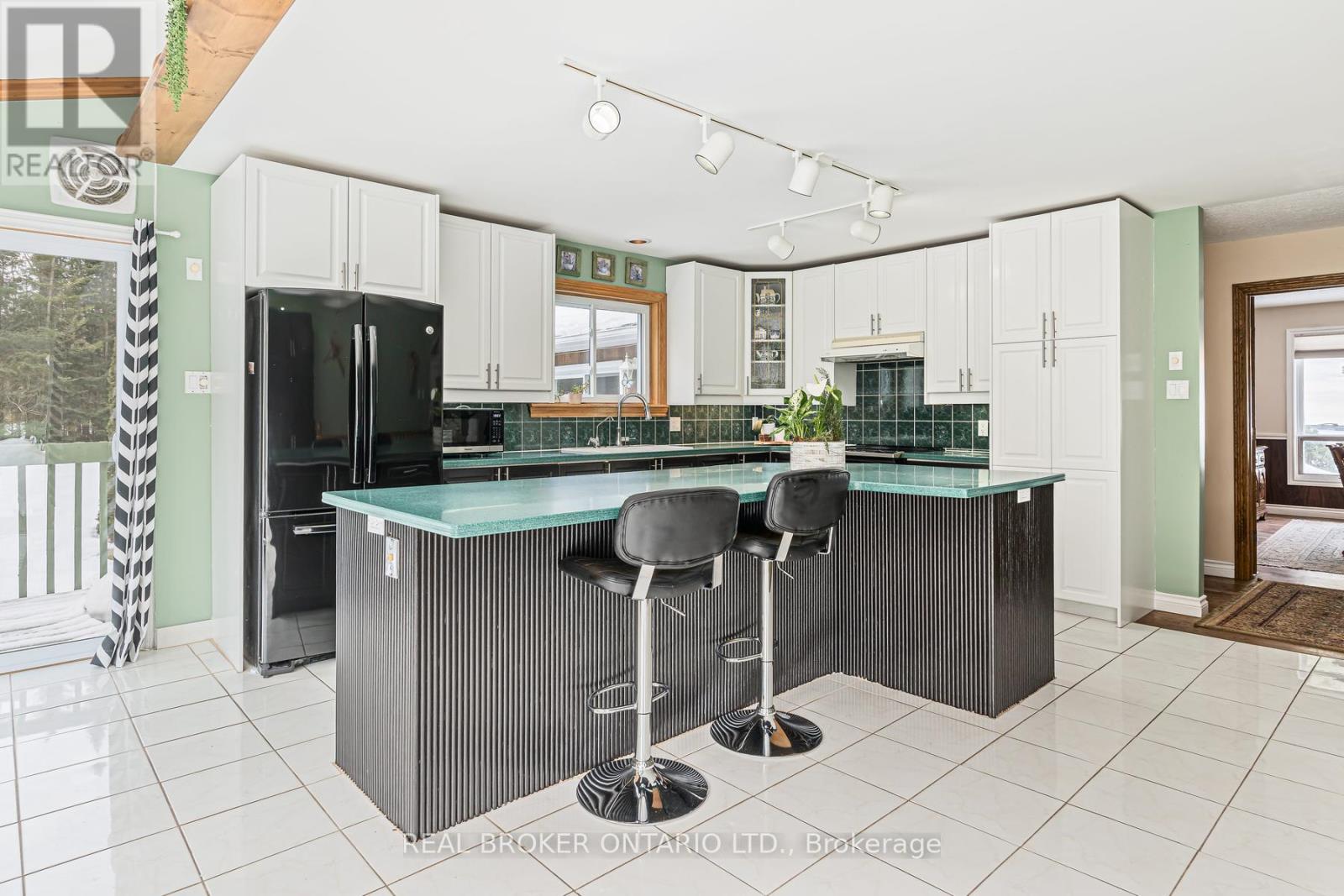 307254 Hockley Road Property Photo 10
